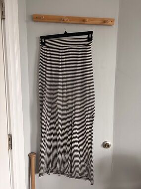 Black & White Striped Maxi Skirt
